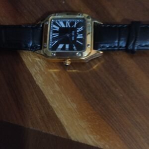 RELOJ CARTIER RESISTENTE AL AGUA HECHO EN SUIZA 1814L