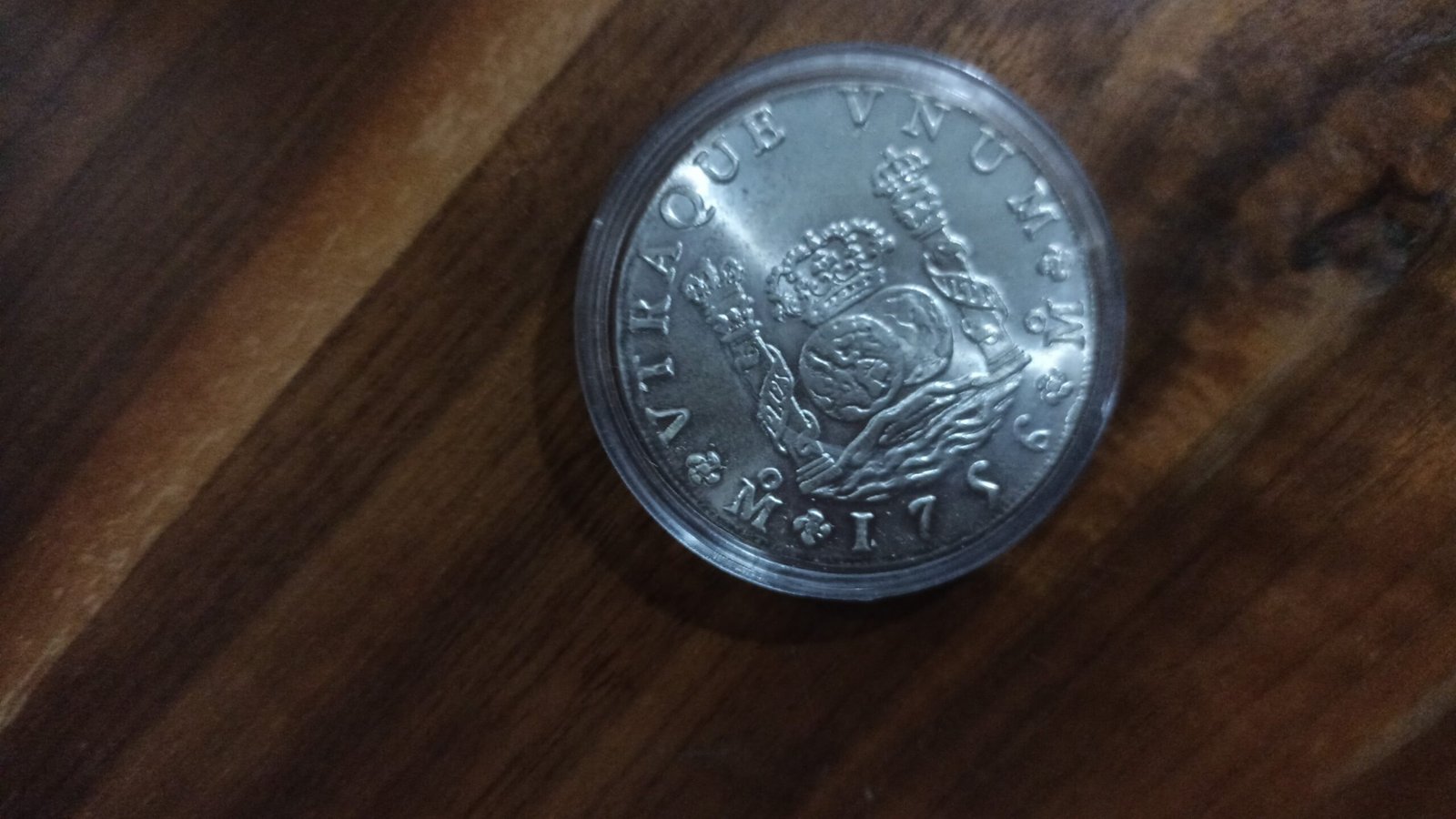 MONEDA DE COLECCION 8 R DE PLATA AÑO 1756