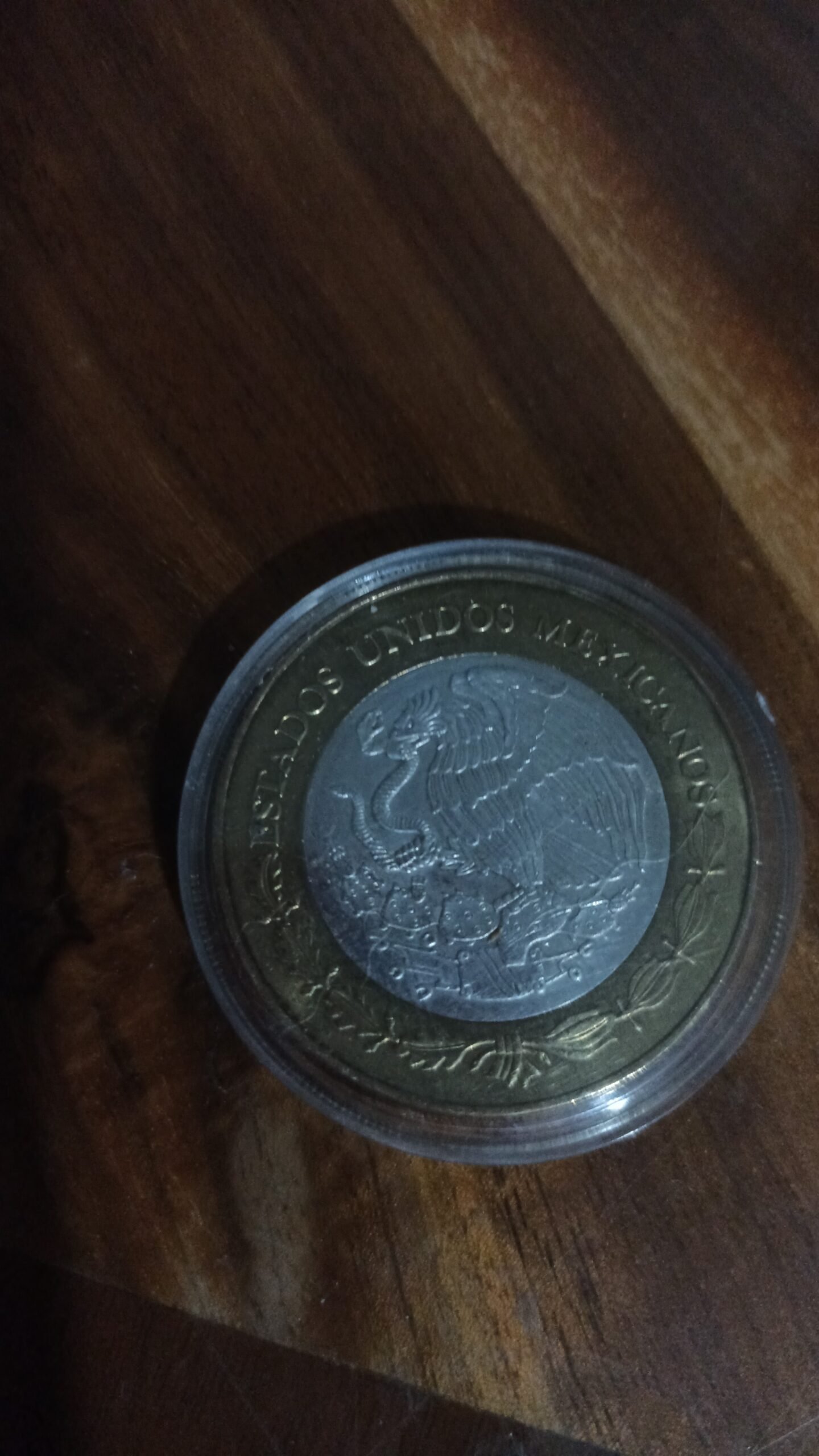 MONEDA DE COLECCION CIEN PESOS CENTRO DE PLATA DE BAJA CALIFORNIA AÑO 2005 - Image 2